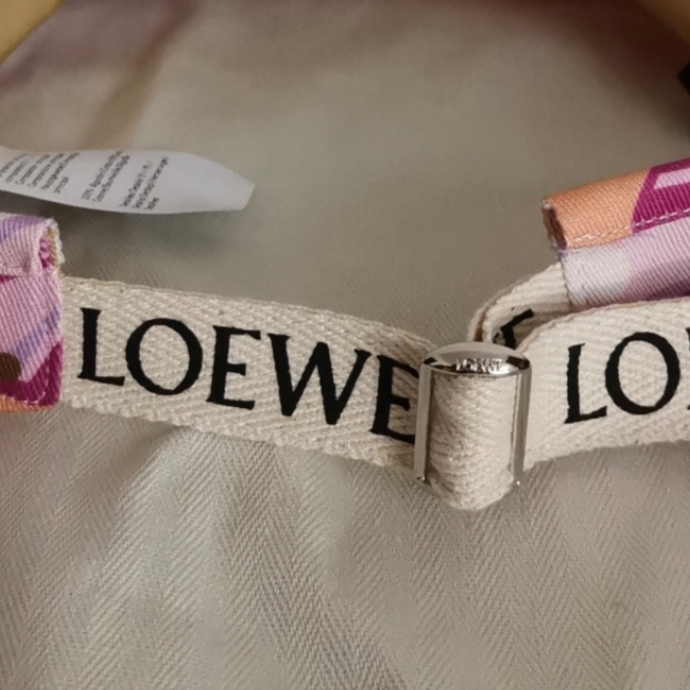 Loewe Visor - image 2